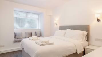 3 bedrooms, free WiFi, bed sheets