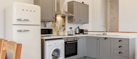 Geschirrspüler, Hochstuhl