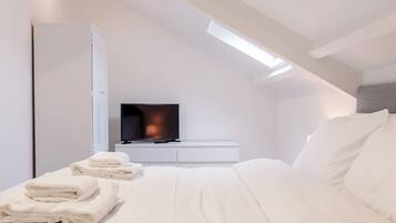 3 bedrooms, free WiFi, bed sheets