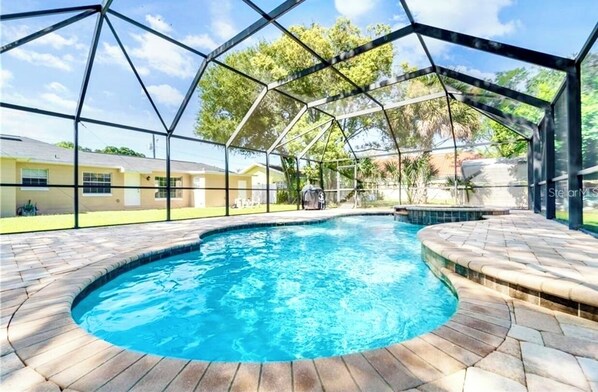 Outdoor pool, a heated pool