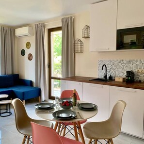 Appartement | Coin séjour | Télévision de 30 pouces avec chaînes numériques