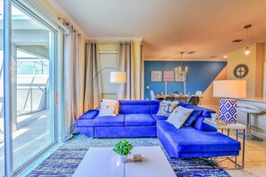 Living room - Brand New Villa Nautica by Disney World (Davenport)