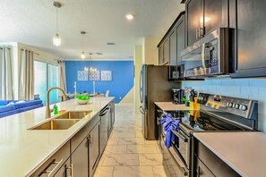 House (Brand New Villa Nautica by Disney Wor) | Private kitchen