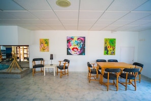 Breakfast and dinner served - Hotel Sur (Son Servera)