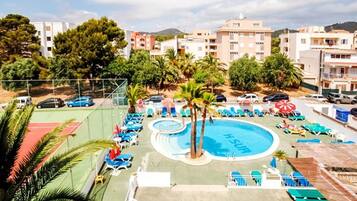 Outdoor pool, open 10:00 AM to 7:00 PM, pool umbrellas, pool loungers