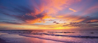 Pool & Close to dtwn w/2 Bikes