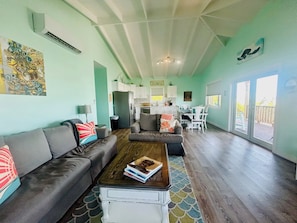Smart TV - Bama Breeze, Exuma (George Town)