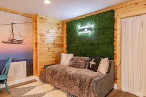 Smart TV, fireplace, video games