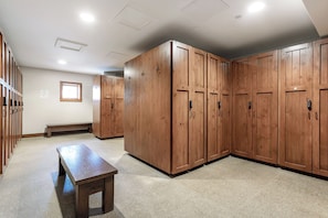 A room with wooden lockers, a bench, and a window. - Charlie Rentz: Bachelor Gulch Ski-In/Out, Sleeps 12, Ritz Pool + Hot Tub Access, 2 King Suites (Avon)