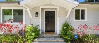 Modern Private Home W/Pool Near Downtown MV!