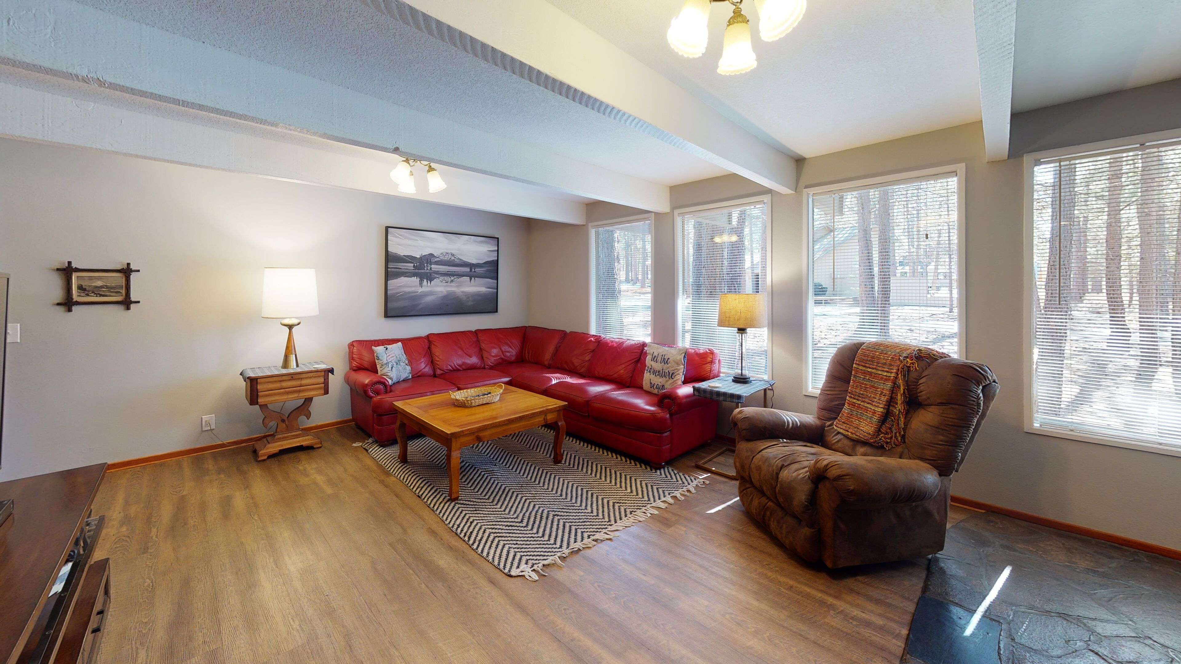 تل فزيون، مدفأة، كرة قدم الطاولة، تنس طاولة