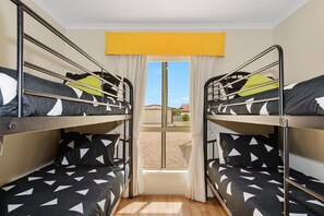 5 Schlafzimmer, Reisekinderbett, kostenloses WLAN