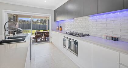 Devan House - Your Innkeeper Mudgee