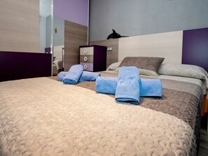 1 soverom, strykejern/-brett, reiseseng for barn og wi-fi (inkludert)