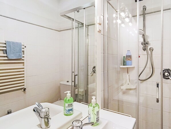 Interior Design, Flooring, Floor, Plumbing Fixture, Bathroom, Room, Plumbing, Shower, Ceiling, Tap