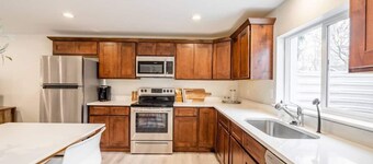 Sophisticated & Charming Guest Apartment