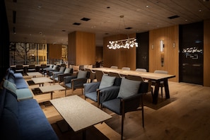 Lounge - Bespoke Hotel Sapporo (Sapporo)