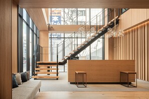 Reception - Bespoke Hotel Sapporo (Sapporo)