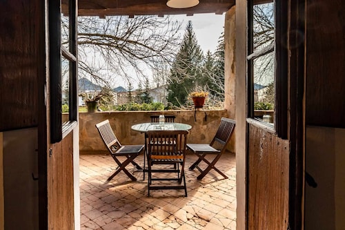 CASA PRAT - tranquility, history and nature