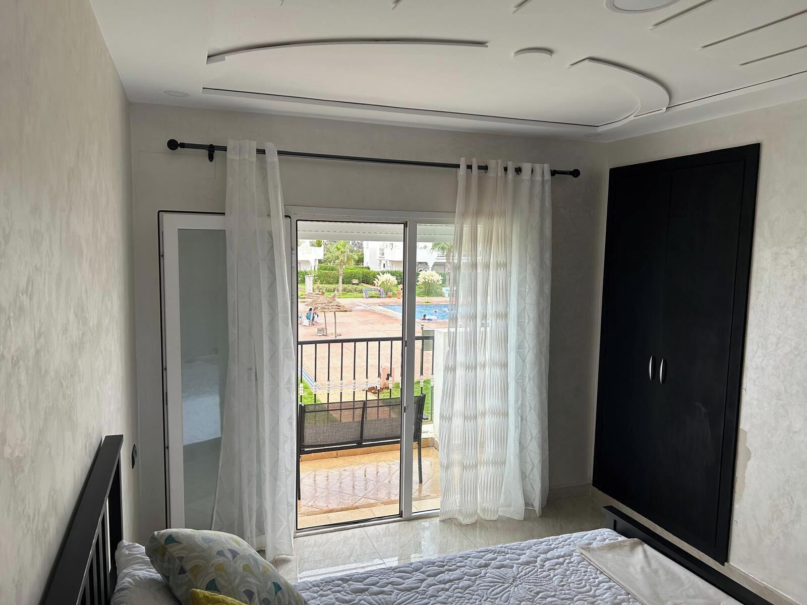2 chambres, fer et planche à repasser, draps fournis
