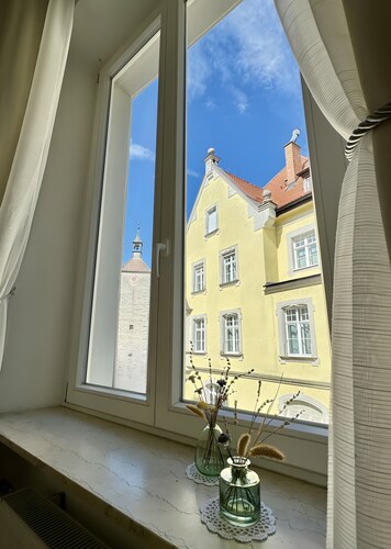 Insel-Altstadt-Apartment / 3 Min. zum Hafen & Bahnhof / 2 Zimmer / Gut ausgestattete Küche
