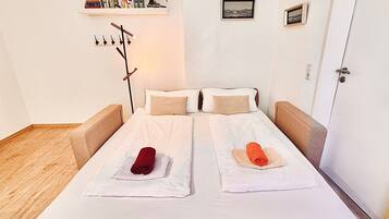 1 bedroom, free WiFi, bed sheets