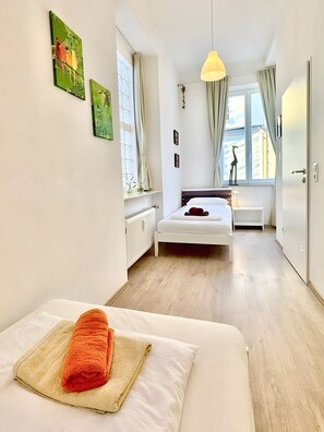 1 bedroom, free WiFi, bed sheets