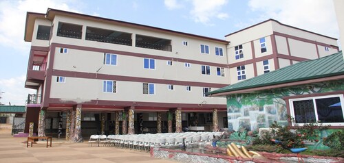 Mother's Royal Hotel