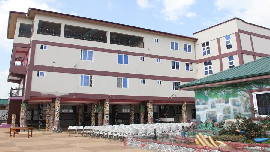 Mother's Royal Hotel