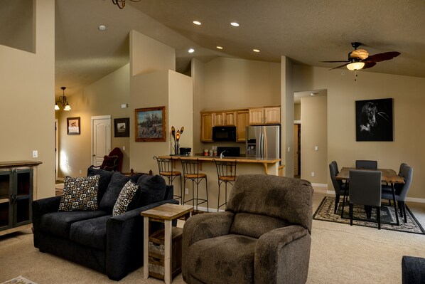 Smart TV, video games, DVD player, video library