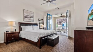 Bureau, fer et planche à repasser, Wi-Fi, draps fournis