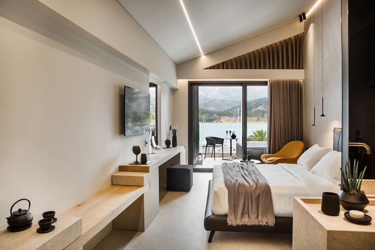 Penthouse, 1 queensize bed, hot tub, uitzicht op zee | Italiaanse Frette-lakens, luxe beddengoed, donzen dekbedden