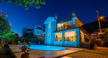 Infinity Flora Villa