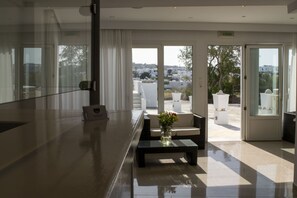 Reception - Giannoulaki Resort (Mykonos)