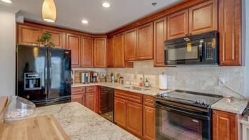Fridge, microwave, oven, dishwasher