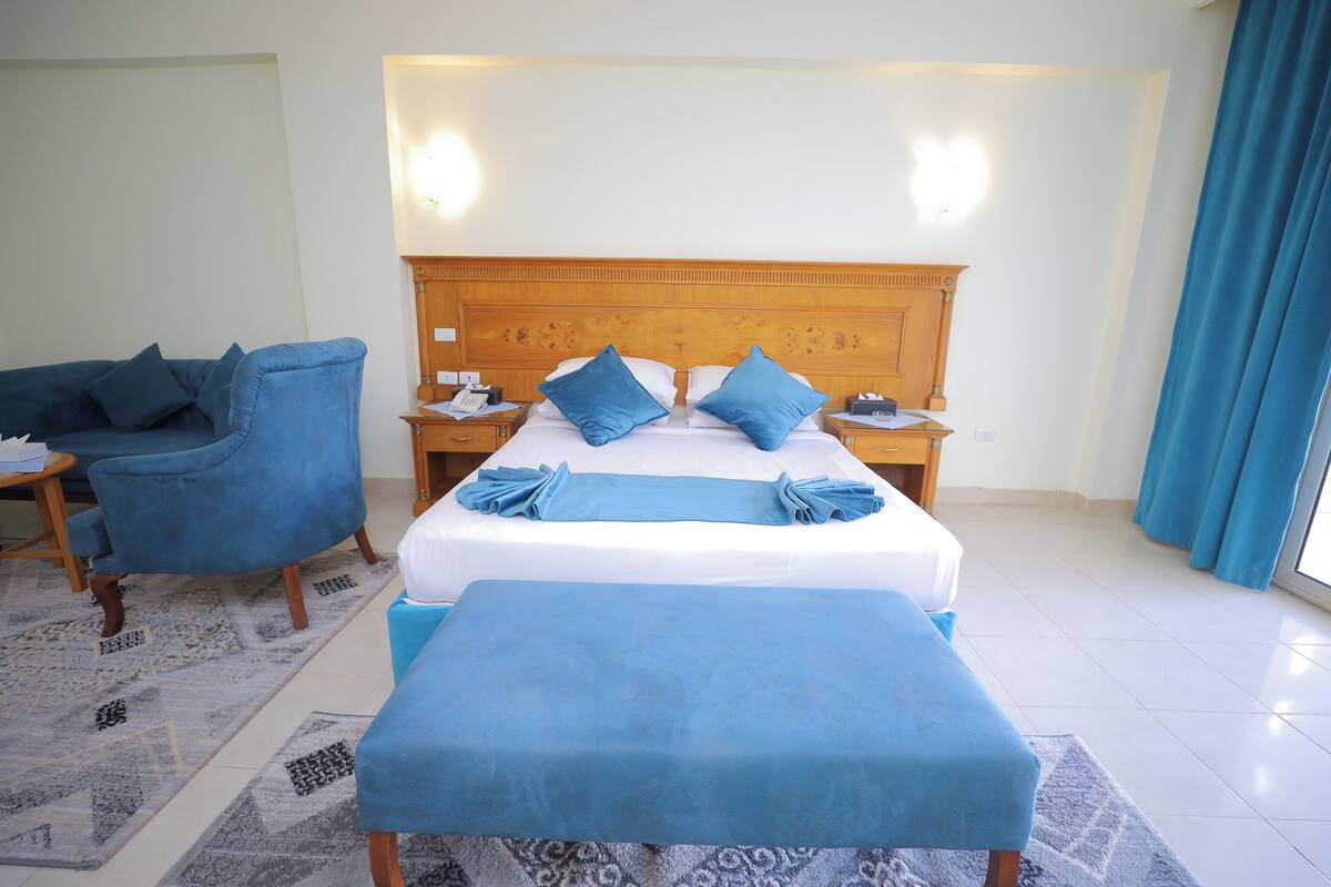 Minibar, in-room safe, blackout curtains, free rollaway beds