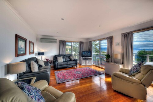 Bella Vista - Freycinet Holiday Houses