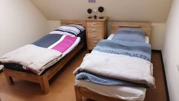 2 bedrooms, free WiFi, bed sheets