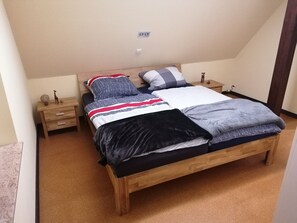 2 bedrooms, free WiFi, bed sheets