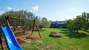 Children's area - Holiday Home Katarina Sopot (Benkovac)