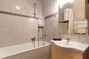 Bathroom - Holiday Home Katarina Sopot (Benkovac)