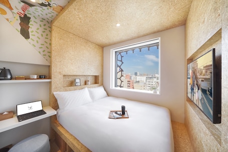 Studio (Double, One of a Kind) | Down comforters, in-room safe, desk, laptop workspace. lyf Tenjin Fukuoka