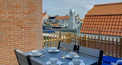 105.3 apartment 200 meters from beach