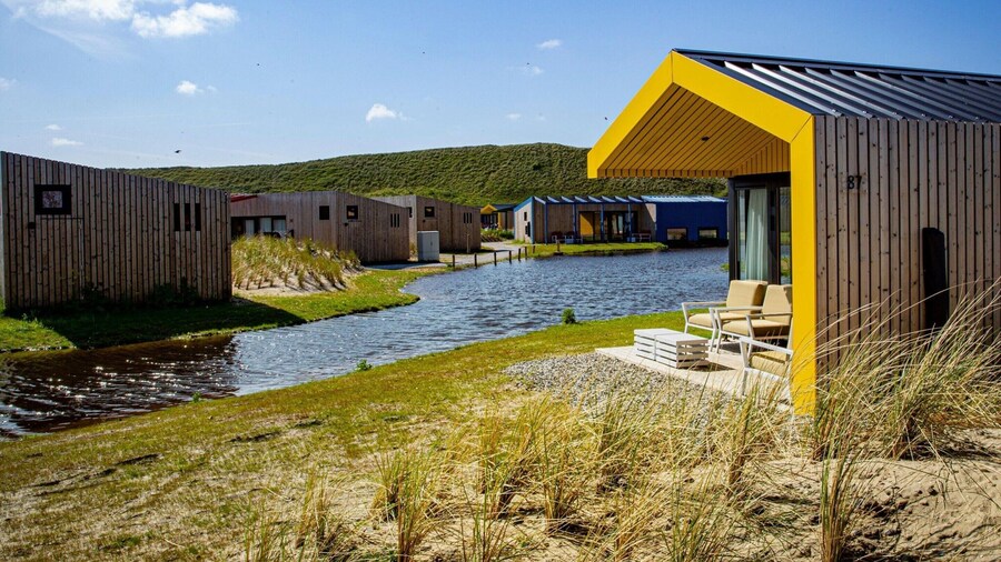 Comfortable Lodge Near sea at 500m