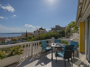 House | Balcony