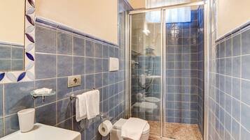 Shower, towels