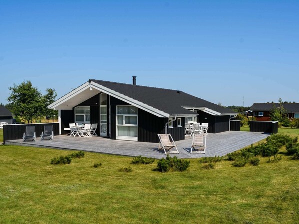 Exterior - Holiday Home in LÃ¸kken (Lokken)