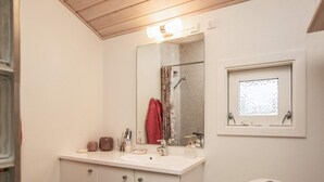 House | Bathroom - Holiday Home in Pandrup (Pandrup)