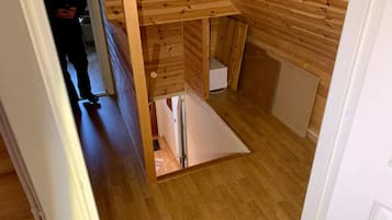 House | 3 bedrooms, individually furnished