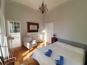 7 bedrooms, individually furnished - Belvilla by OYO Villa Eugenia (Dervio)